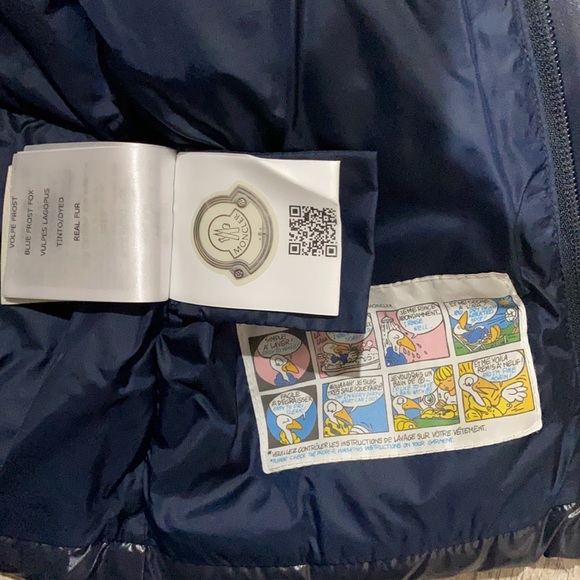 Authentic Moncler fur coat - Picture 4 of 9